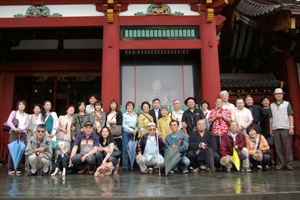 �߉������{�ŋL�O�B�e